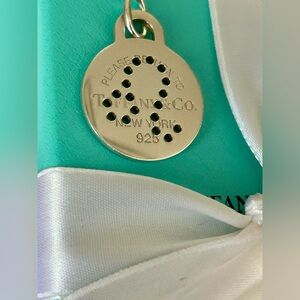 💯 AUTHENTIC TIFFANY AND CO RTT “LEO” ASTROLOGICAL SIGN CHARM